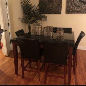Black Marble Dining set with chairs